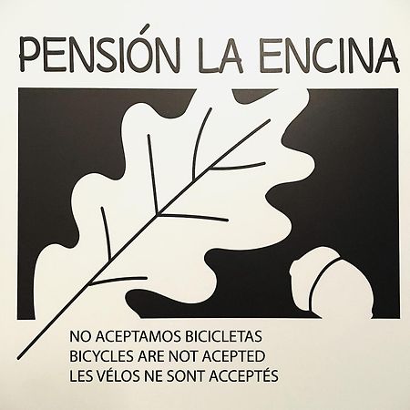 Pension La Encina Santo Domingo De La Calzada Exterior photo